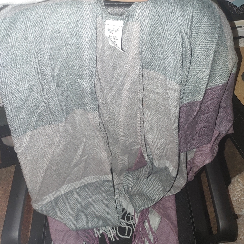 Woolrich Blanket Shawl Purple